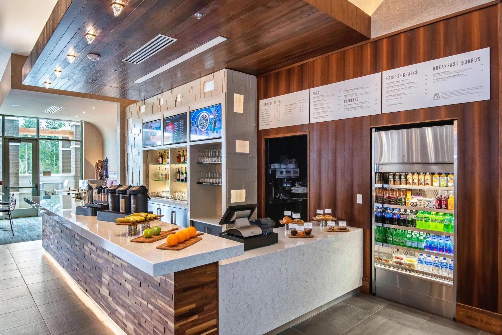 Отель Courtyard By Marriott Raleigh Cary/Parkside Town Commons Экстерьер фото